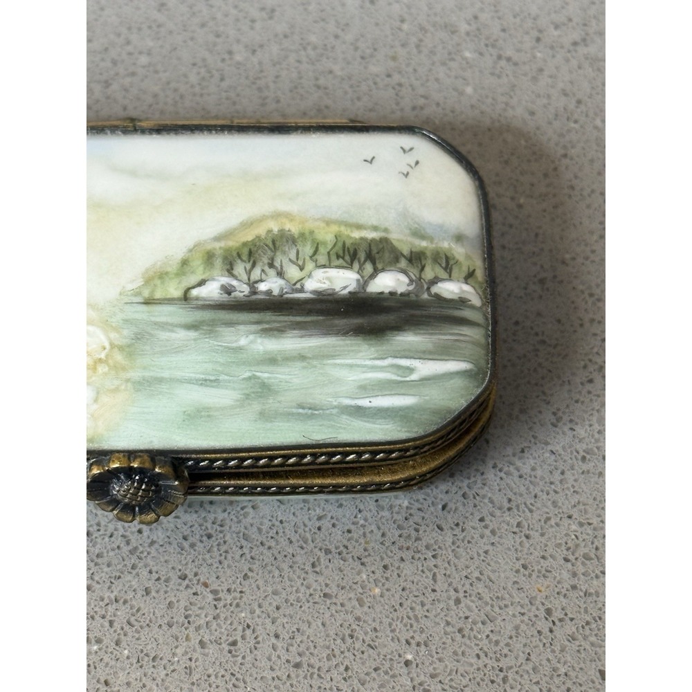 VTG Limoges France Snuff  Trinket Pill Box Peint Main SIGNED LIMITED Edition - Picture 16 of 16